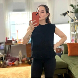 Velvet Brand Black Shoulder Padded Muscle Tee Sz XS